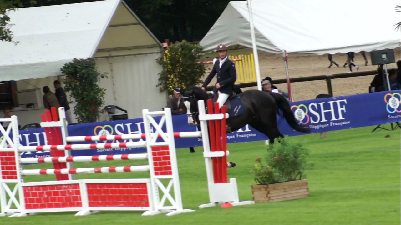 AMBRE D'ELINCOURT au CIR COMPIEGNE 4 8 2014