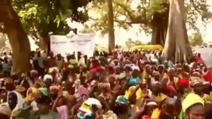 افریقہ میں عجیب منظر 5000 لوگ مسلمان ہو گئے ۔ اللہ اکبر