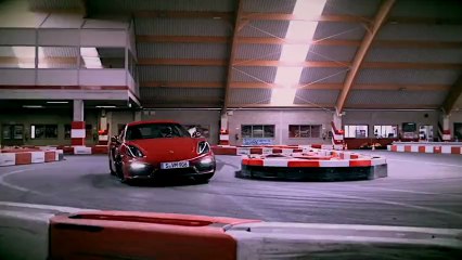 Porsche Cayman GTS : assez agile pour un circuit de Kart !