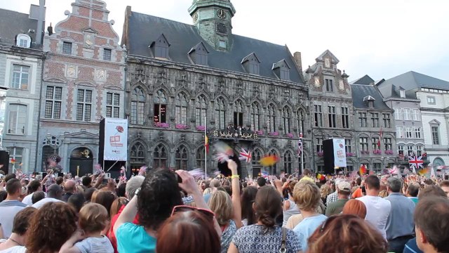 Kate, William et Harry à Mons pour les commémorations 14-18
