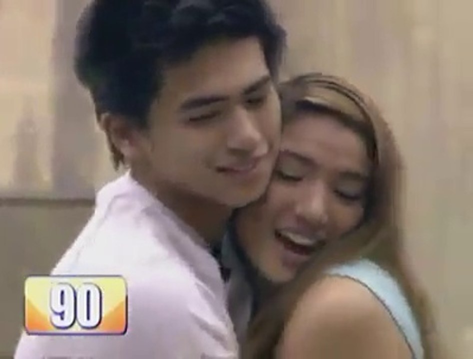 Watch Manolo and Nichole 100 seconds
