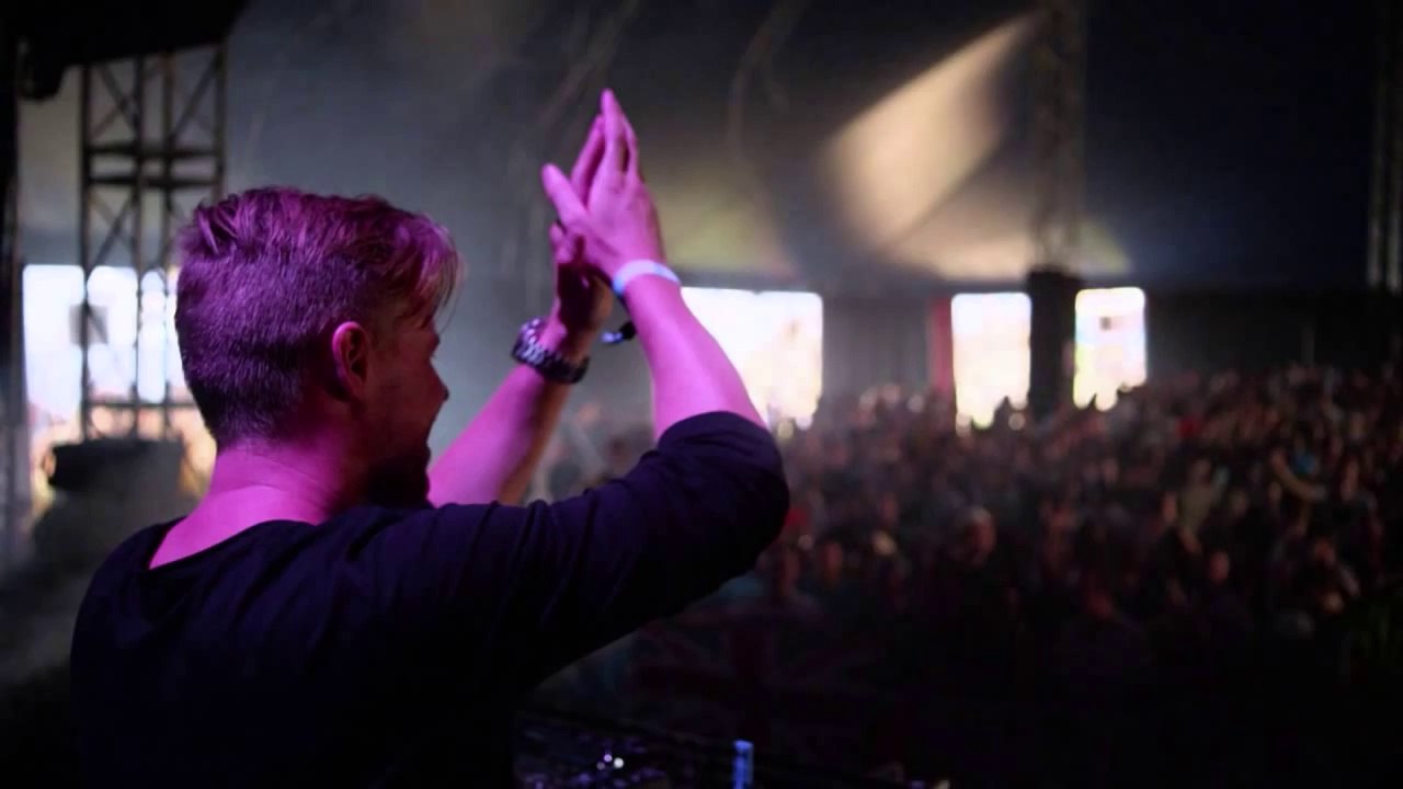 Martin Garrix - Ultra Music Festival 2014 Full Live Set - Miami.