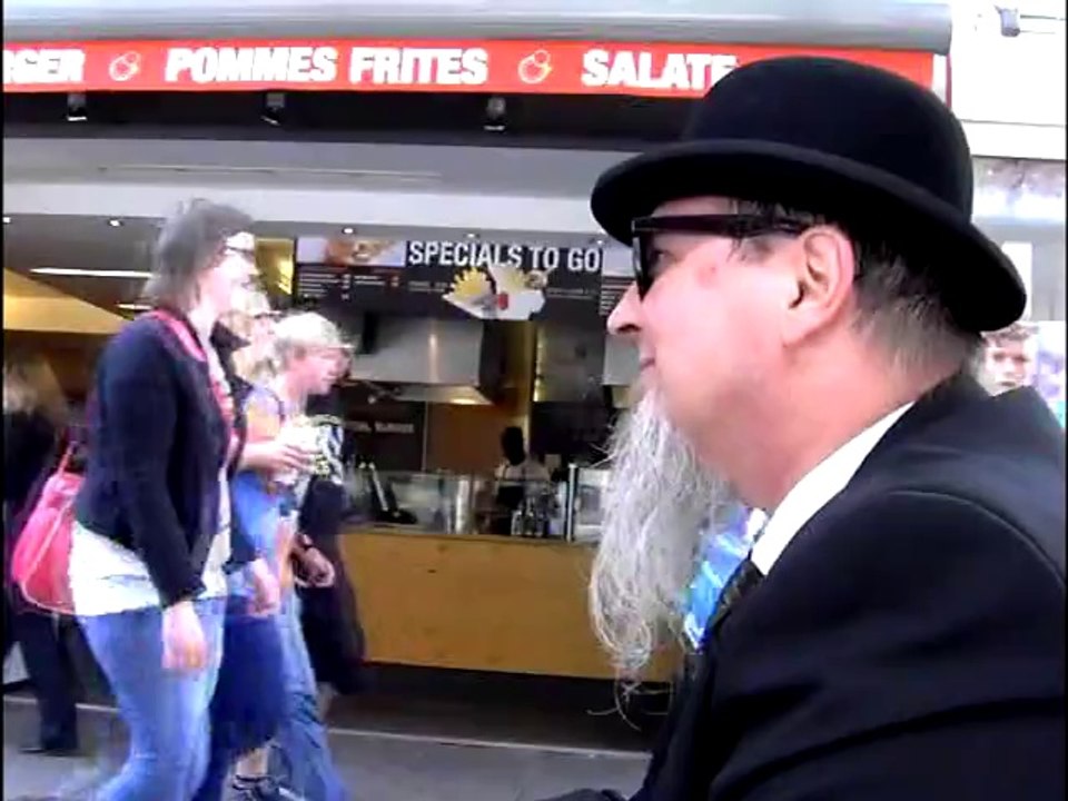 Der Entdecker-the explorer-Trailer 01