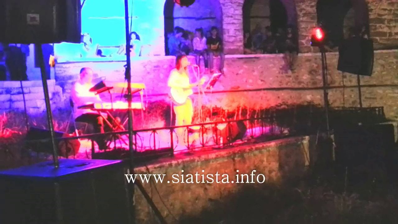 www.siatista.info - 04/08/2014 - Βραδιά με την Μιχαέλα Κυργιαφίνη στη Σιάτιστα