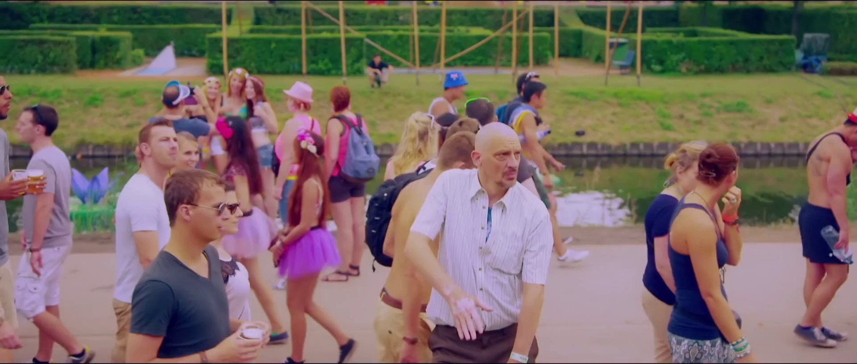 Tomorrowland Anthem 2014 - Dimitri Vegas & Like Mike vs W&W - Waves ( OFFICIAL VIDEO )