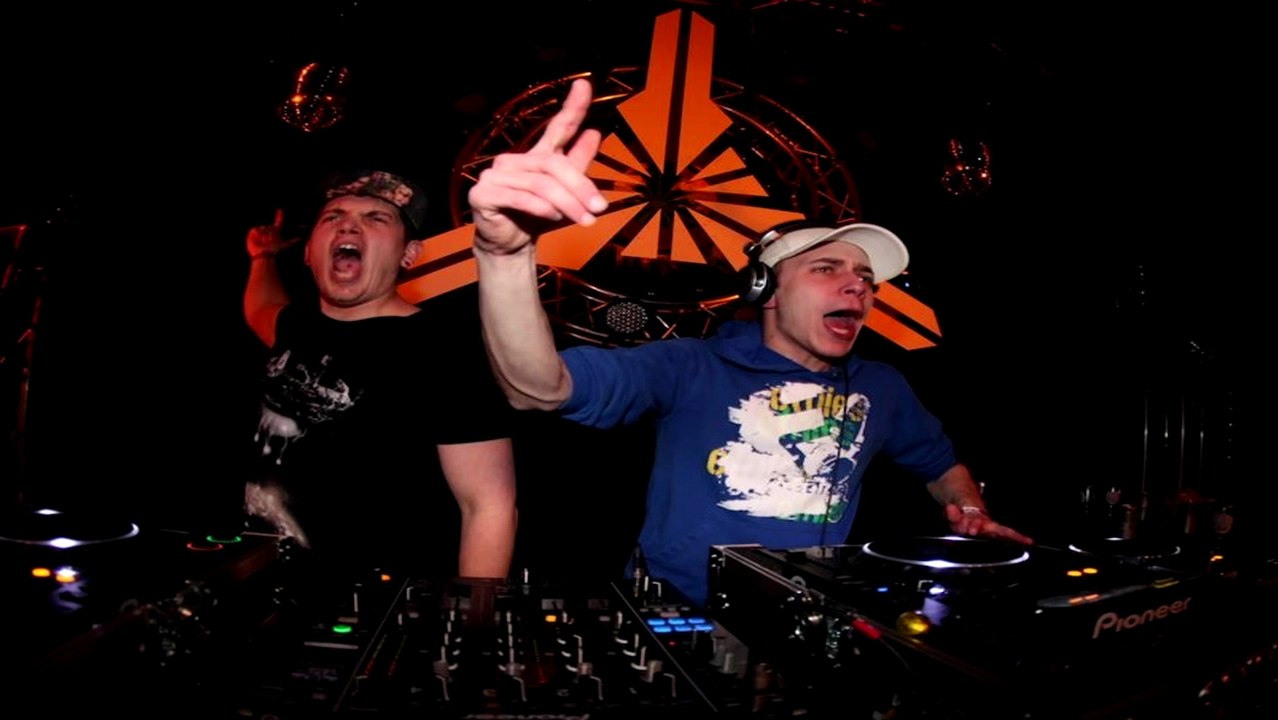 The Geminizers & The Machine - Godcore (HQ)