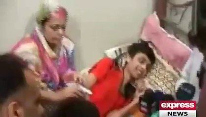 Imran Khan ne Bachay ki Khawaish Pori krdi