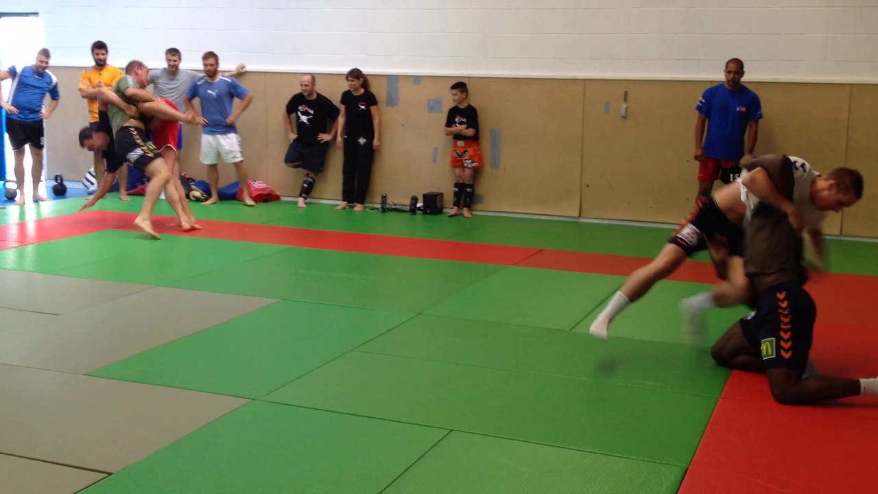 entrainement cardio/combats par le club ASPIC penchak silat - Part 2