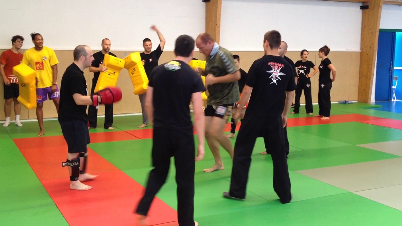 entrainement cardio/combats par le club ASPIC penchak silat - Part 15