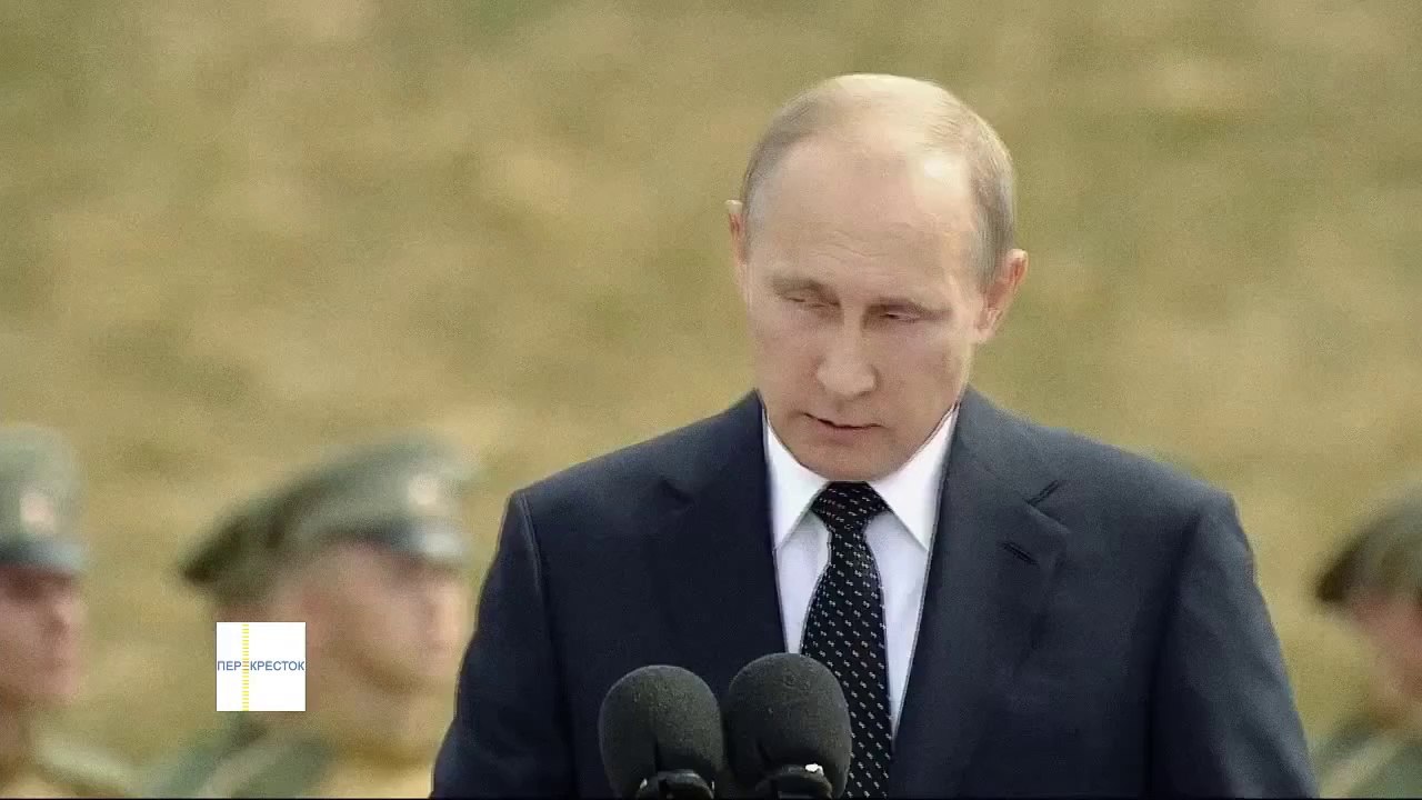 Ukrainian Bird pooping on Putine. Hilarious!