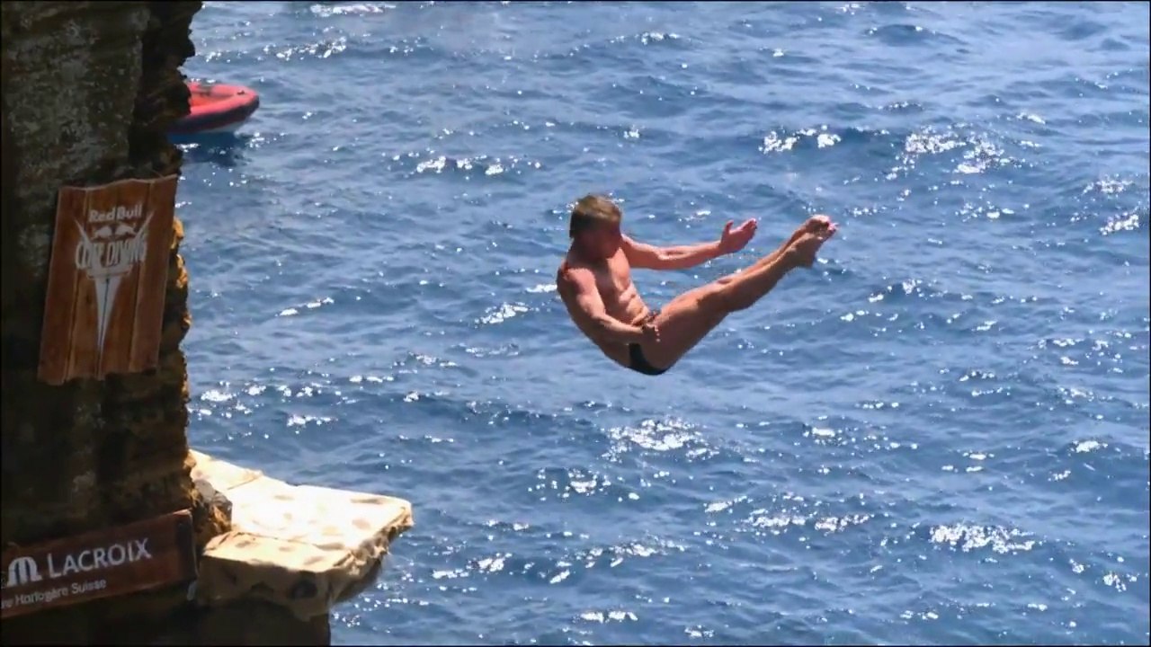 Best cliff divers are in Portugal - Red Bull Cliff Diving World Series 2014