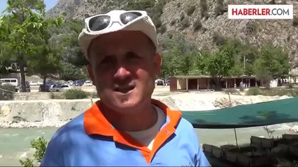 Maceracı turistlerin rafting keyfi -