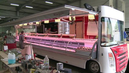 "المطاعم المتنقلة" مفيدة للشركات الصغيرة والمتوسطة في شمال فرنسا