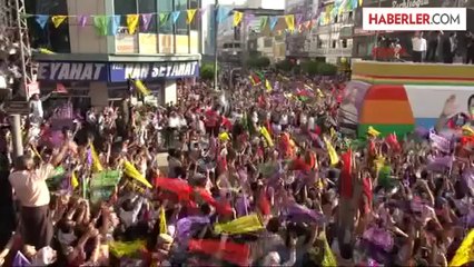 Van Demirtaş İstiyorlar Ki Bu Topraklarda Birbirimizi Boğazlayalım Ek
