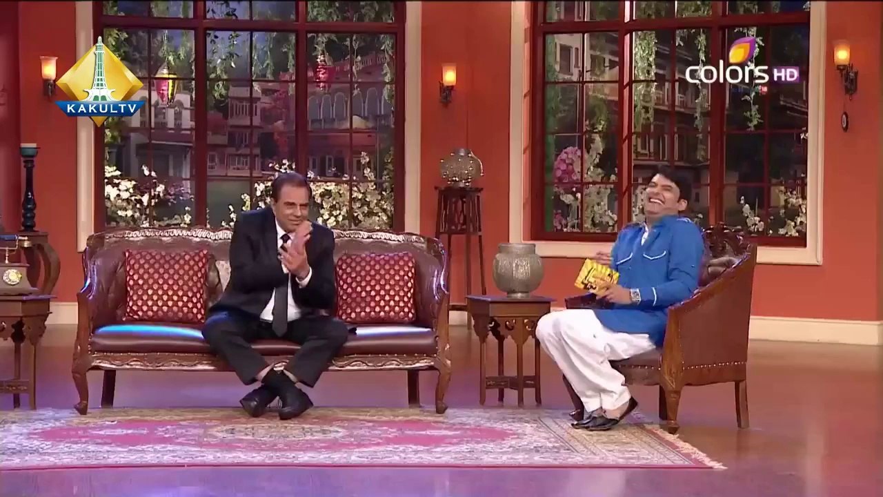 Indian Actor Dharmendra inspired by Dr.Amir Liaquat Hussain's Aam Khaega Aam ????