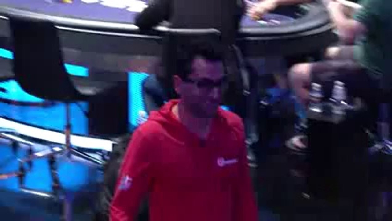 Poker Player Loses $1 Million After Incredible Bad Beat Oops!!