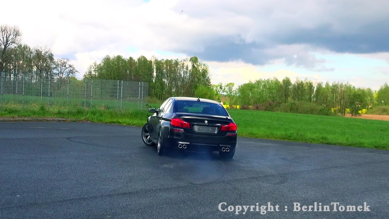 Donuts and power slides in a 2014 BMW M5 F10