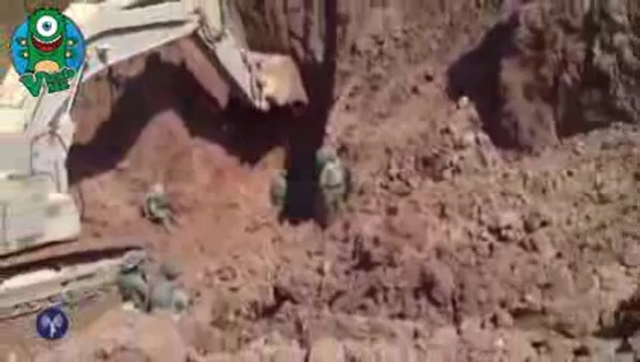 Israel Gaza Conflict  IDF Destroy Tunnel, Huge Explosion _ 4 August 2014 _ RAW FOOTAGE