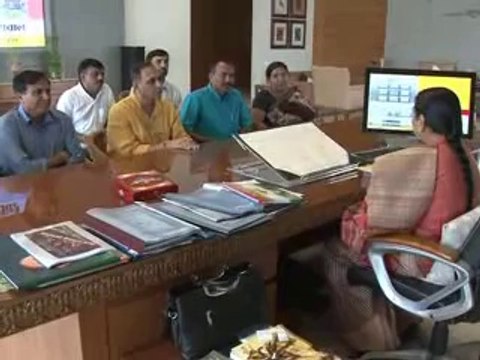 Junagadh’s Mayor and Deputy Mayor of Municipal Corpo meets Anandiben