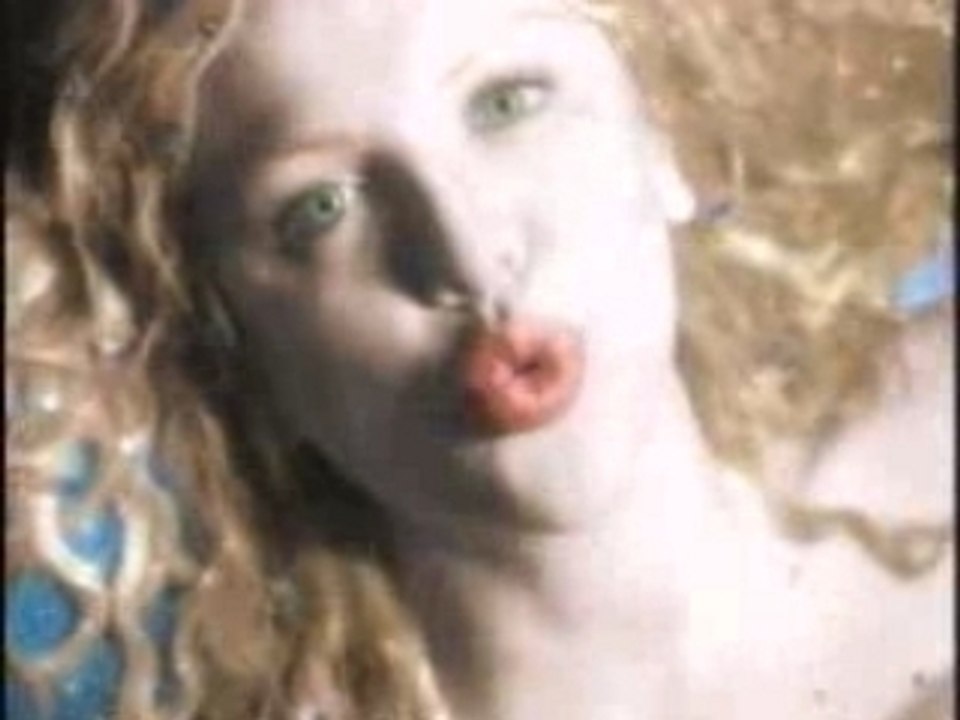 Hole - Celebrity Skin