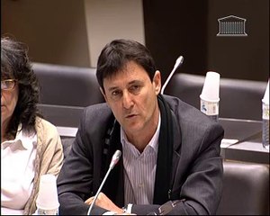 Audition de M. Maxime Guenoun, président, et Mme Dominique Guedj-Meynier, chargée de mission concernant la relation avec l’industrie pharmaceutique  au Collège national des cardiologues français  - Jeudi 10 Mars 2011