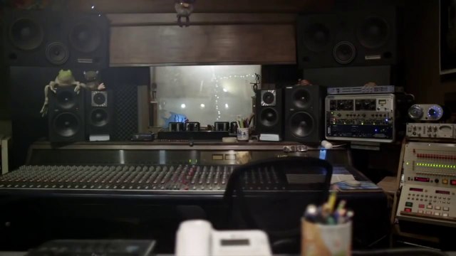 Foo Fighters Sonic Highways: Announce Tease (HBO)