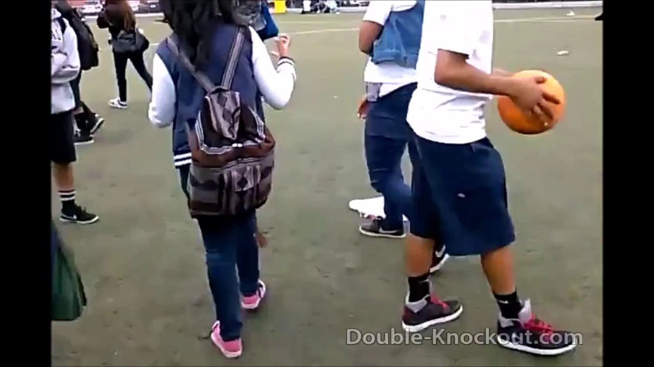 girls fight