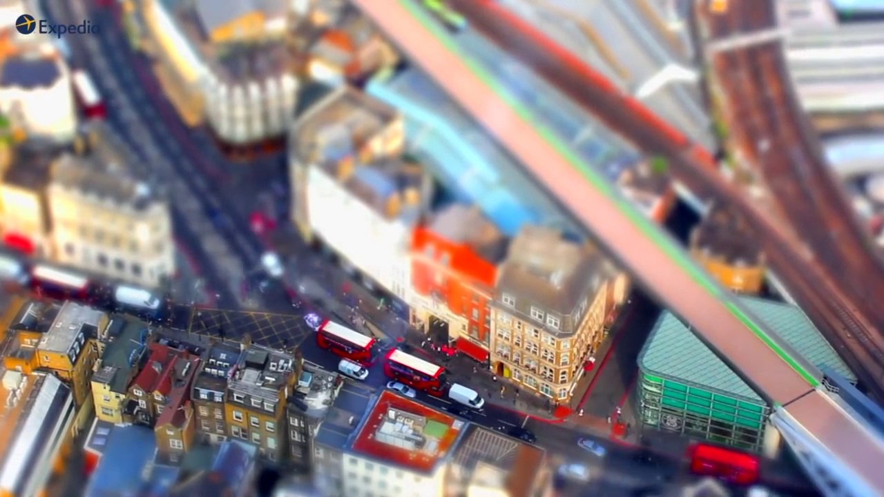 London Vacation Travel Guide - VacationsMax.com
