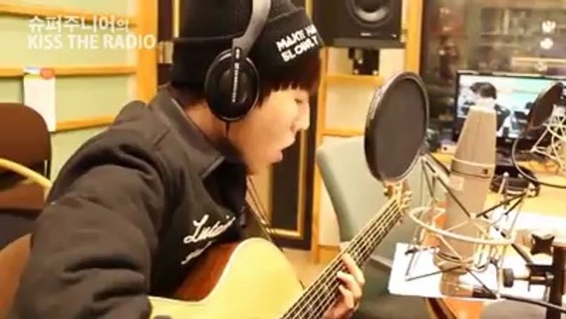 Ryeo Wook sings live Apink - NoNoNo Accoustic Kiss The Radio