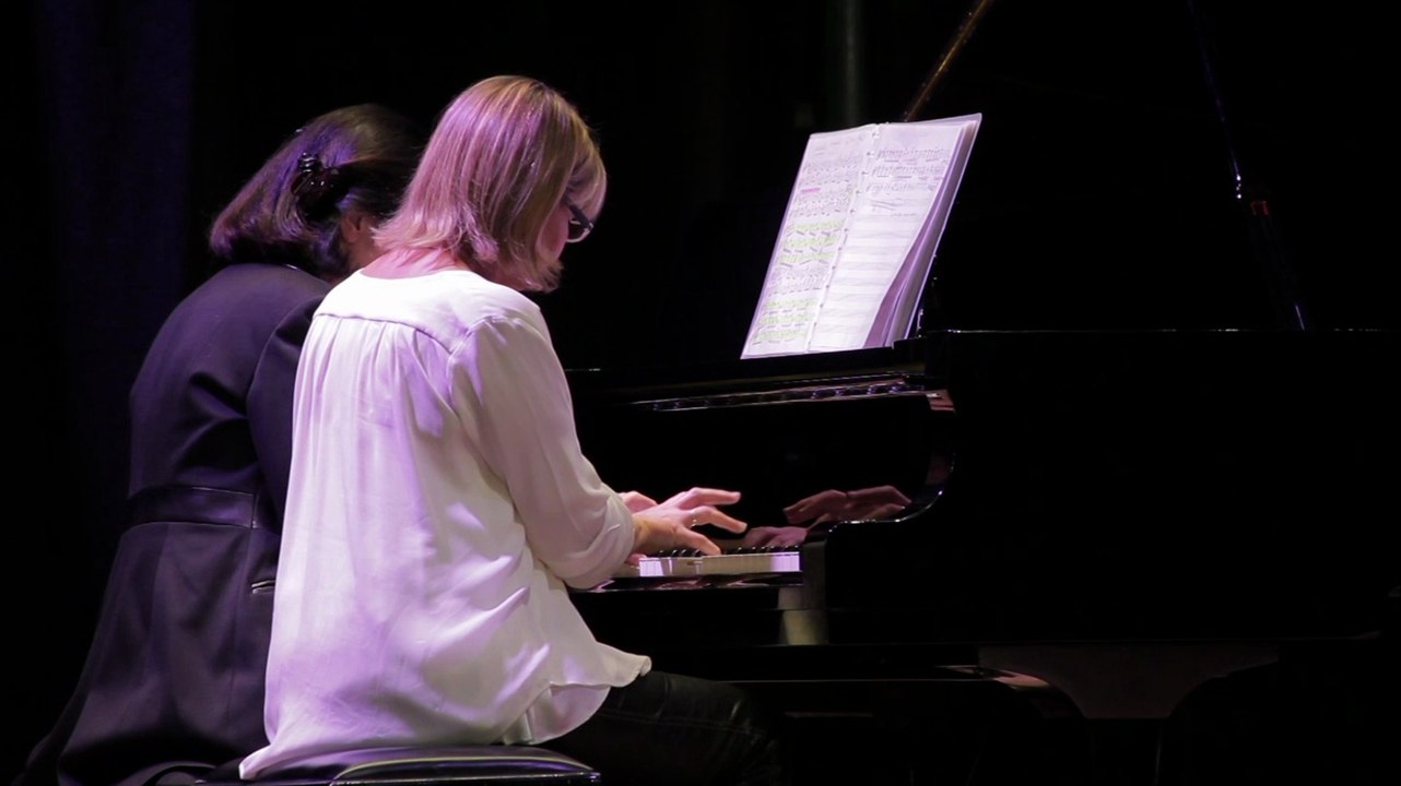 Isabelle STELLA et ses élèves en concert autour de 2 pianos, à Paris, mairie du 9ème