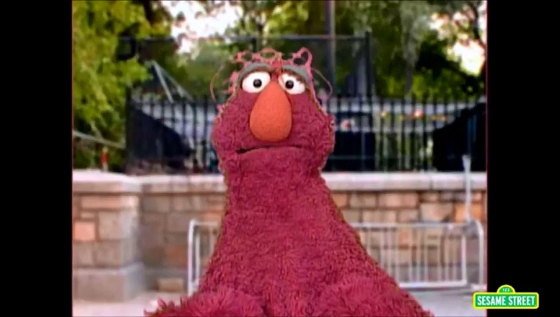 Elmo's World: Balls (Remastered) - video Dailymotion