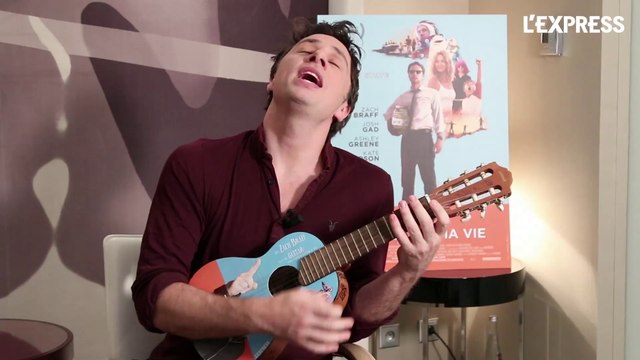 Teaser. Zach Braff pousse la chansonnette pour L'Express
