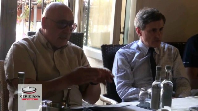 Guerra dei tavolini a piazza Navona. I commercianti: ci faranno fallire