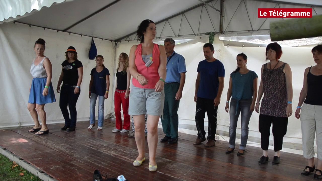 Lorient. Cours de claquettes irlandaises  au Fil