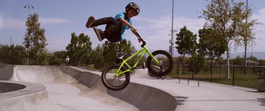 Kaden Dubby Stone - 10 tricks à 10 ans