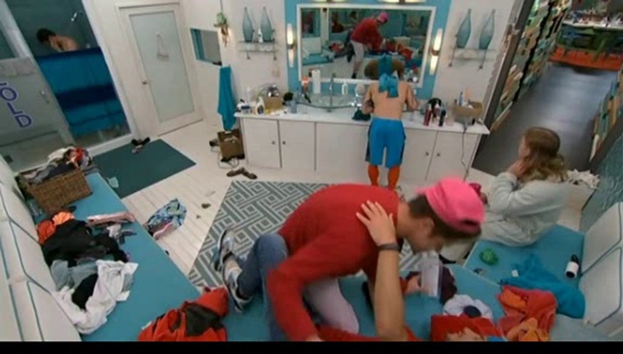 Zach's Random Dancing and a Zankie Hug