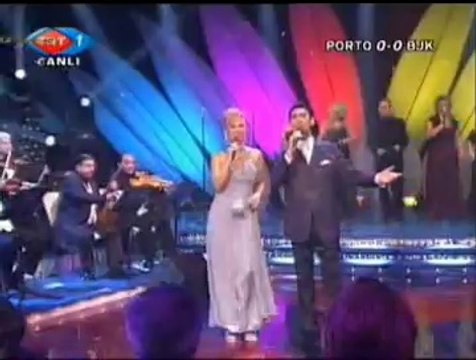 Melda KUYUCU KILIÇ & Bahadır ÖZÜŞEN-Açılır Gonca Gül Yâr