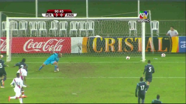 Perú 3 - Panamá 0 (Carlos Ascues)