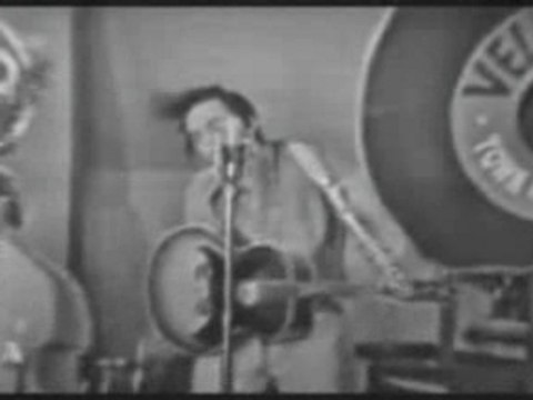 Johnny Cash - Elvis Impersonation