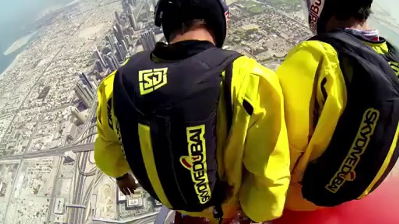 Two French base jumpers break world record with Burj Khalifa leap - 828 Metres