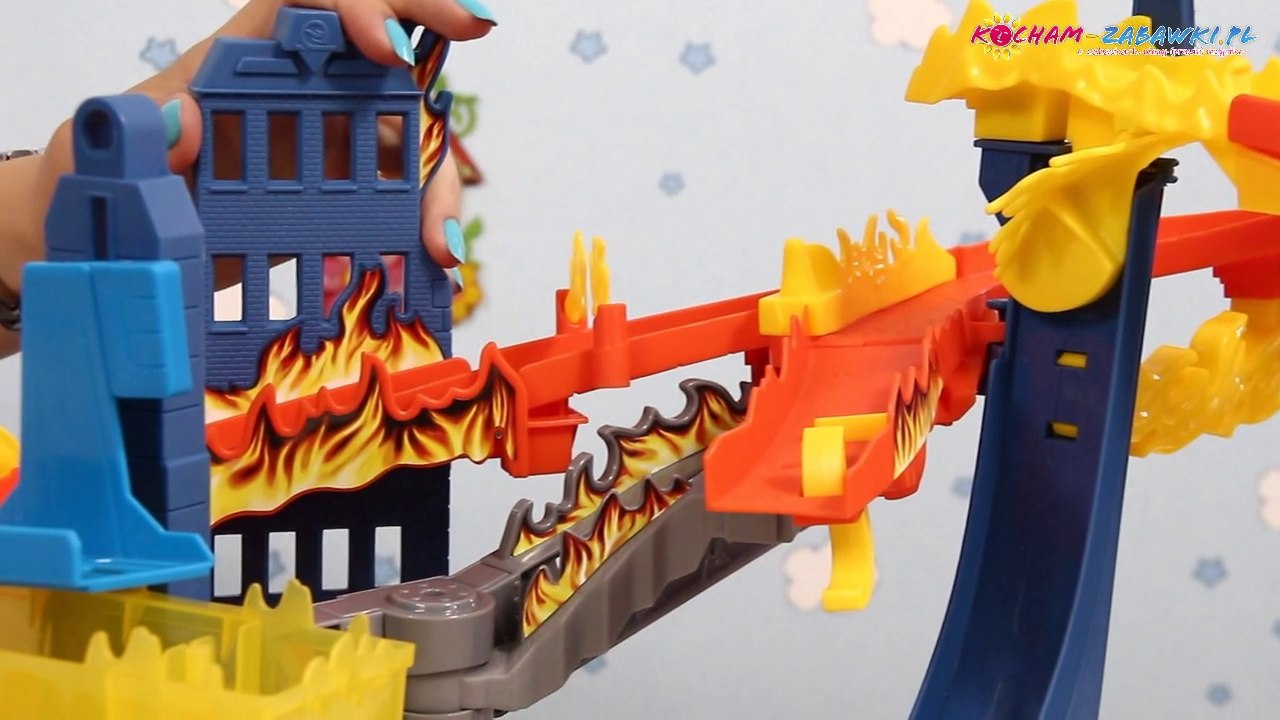 Flame Fighter Playset / Płonący Wieżowiec - Color Shifters - Hot Wheels - BGK05 - Recenzja