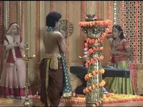 Maharana Pratap : Ajabde saves Pratap