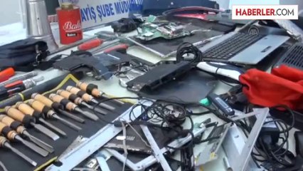 "Darbuka ve tıraş makinesi çaldı" -