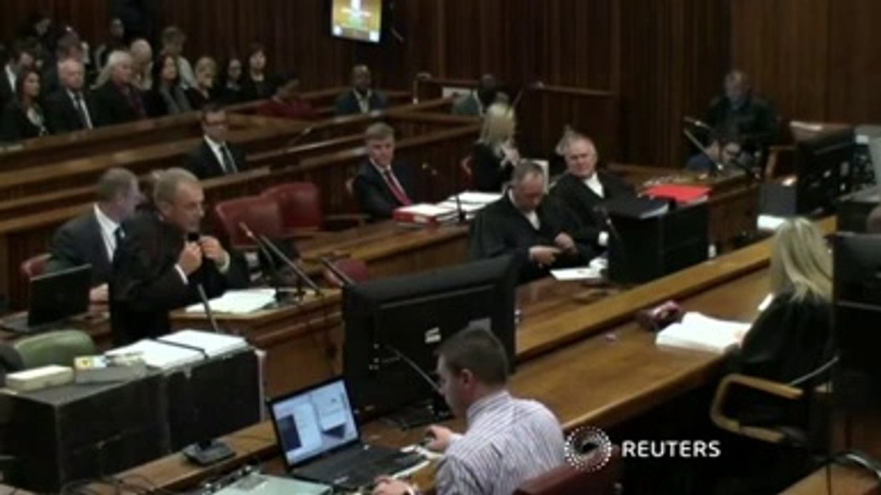 Closing arguments begin for Pistorius murder trial