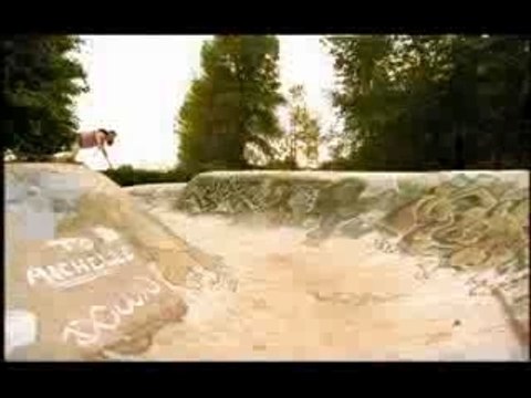 Crowned King-Turn It Up We're Going Down