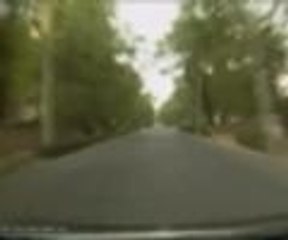 14 yaşındaki kız çaldığı taksinin sahibini sürükledi