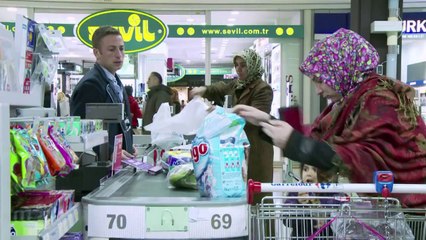 Rock-star charisma, 'new Turkey' at heart of Erdogan appeal