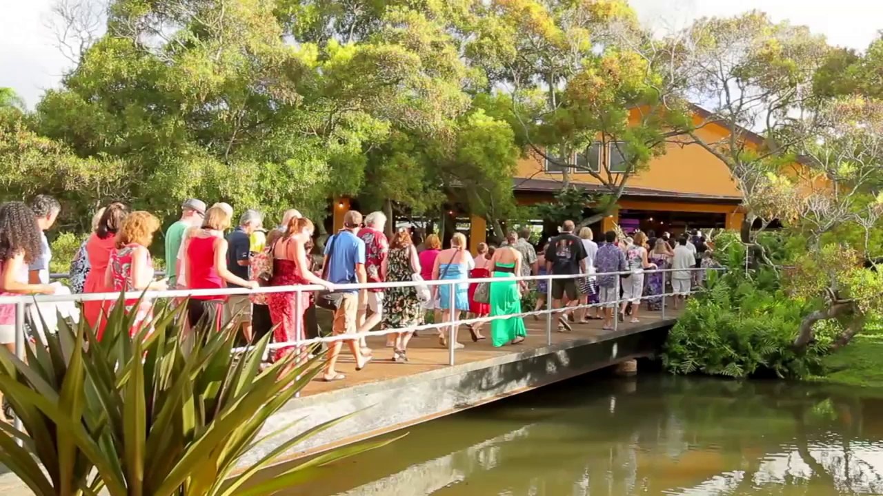 Kauai Luau - Hawaiian Vacation Tips