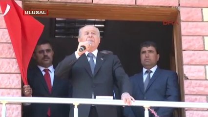 MHP Lideri hem eleştirdi hem kendi yaptı