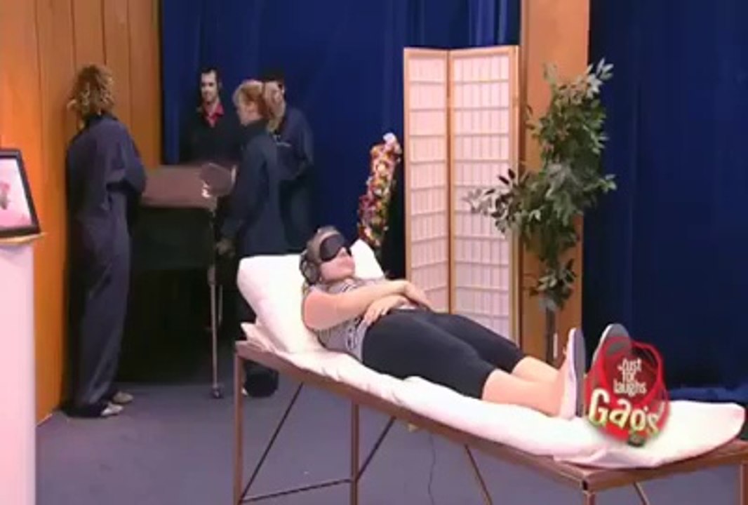 Sen Öldün Fatihanı Okuyoruz